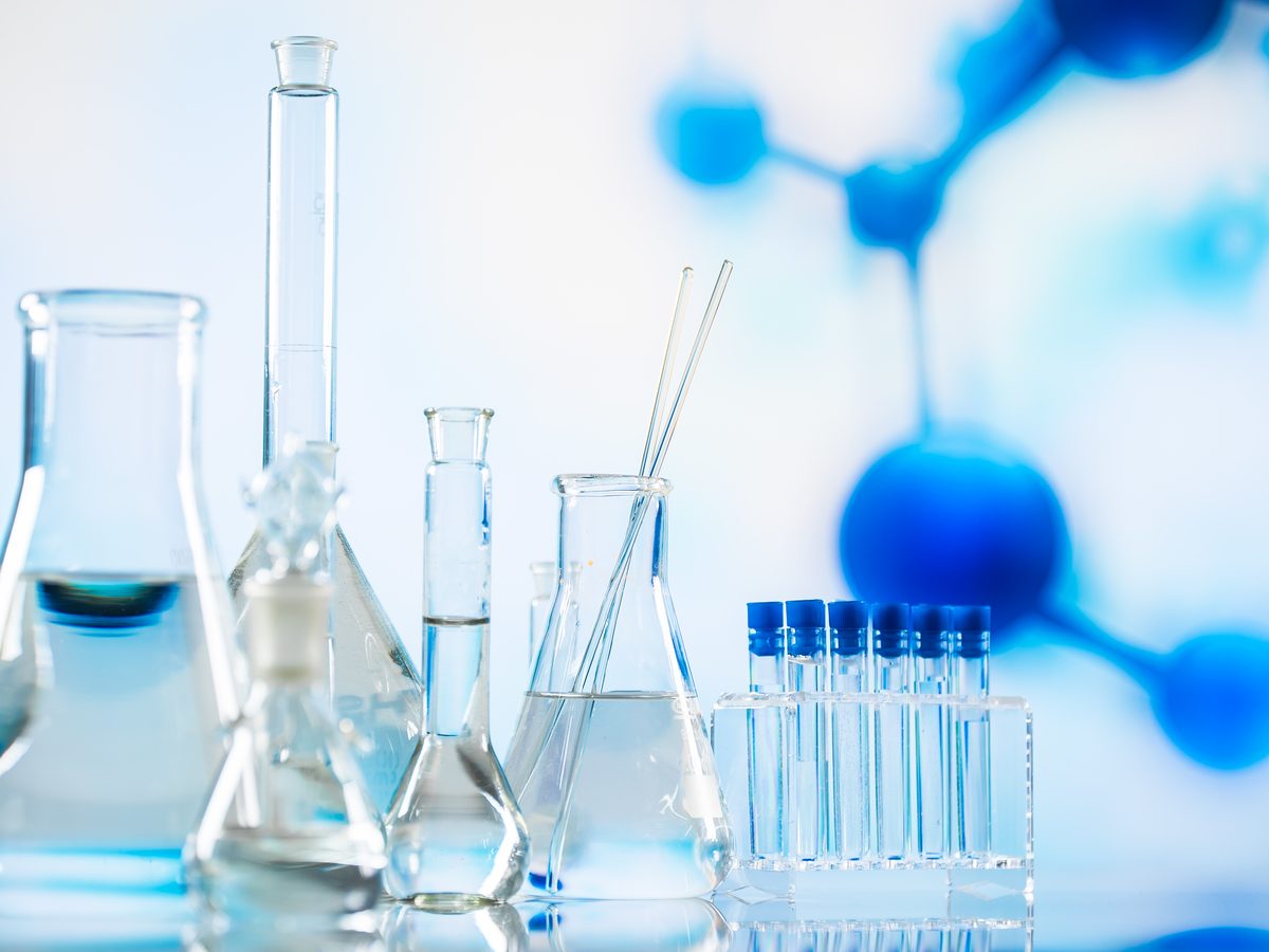 Verrerie et tubes de laboratoire
