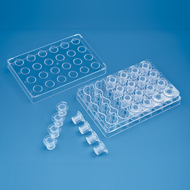 BRAND&amp;trade;&amp;nbsp;Système d’insert pour microplaques BRAND&lt;i&gt;plates&lt;/i&gt;&amp;trade; avec barrettes d’inserts à paroi lisse