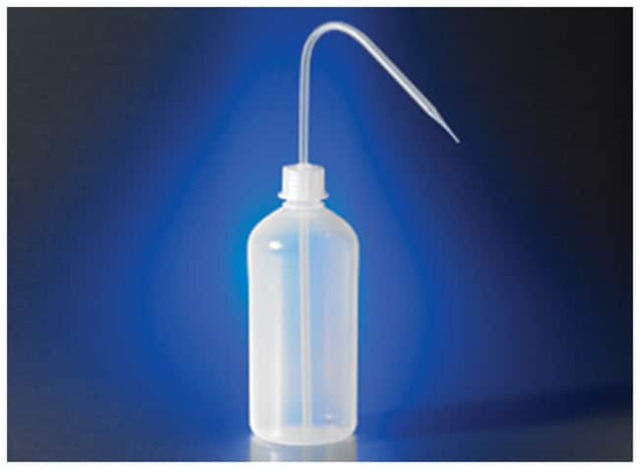  Corning™ Pissettes réutilisables à col étroit et faible densité avec bouchon à vis en PP
