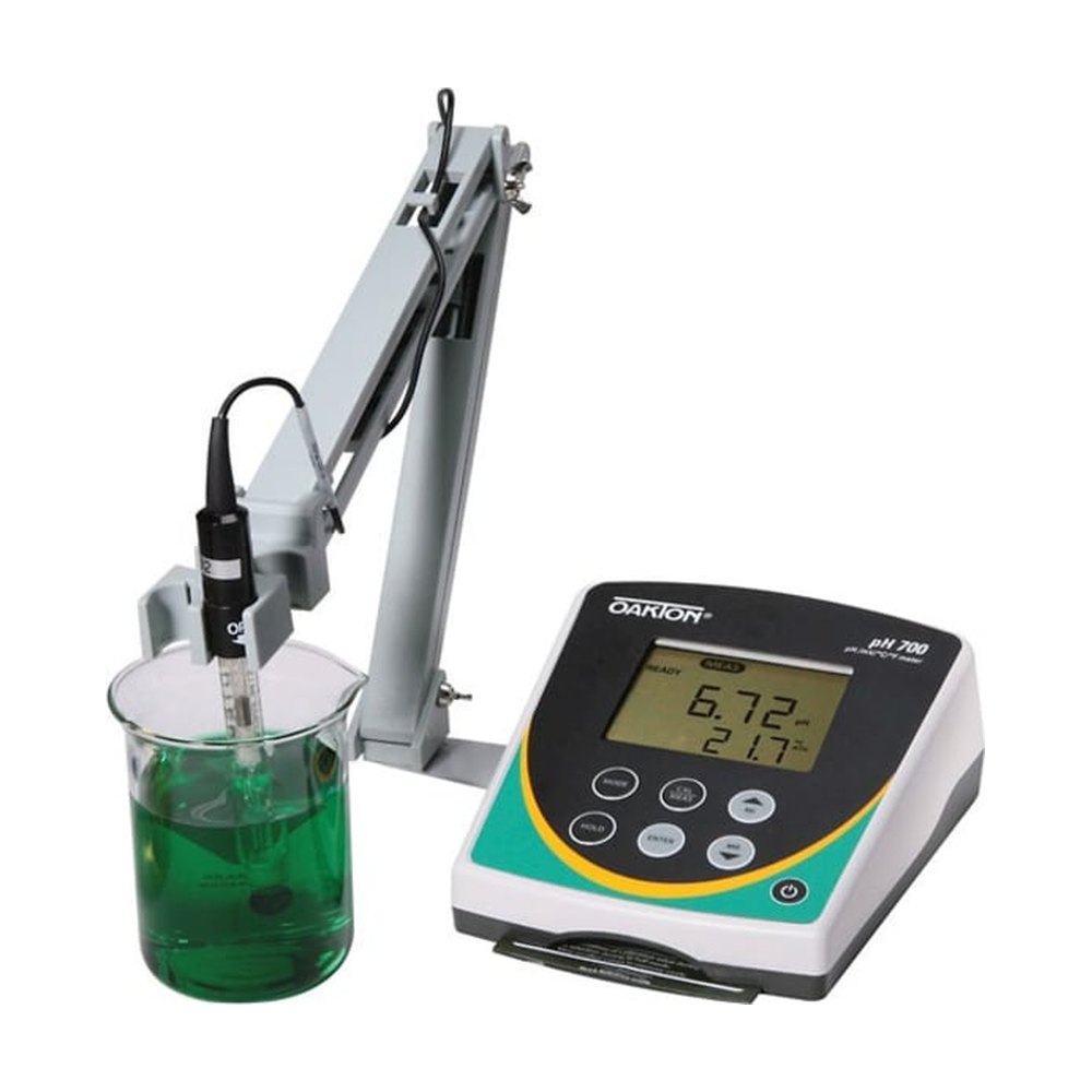 Oakton&trade;&nbsp;Appareil de mesure de paillasse pH 700 et support