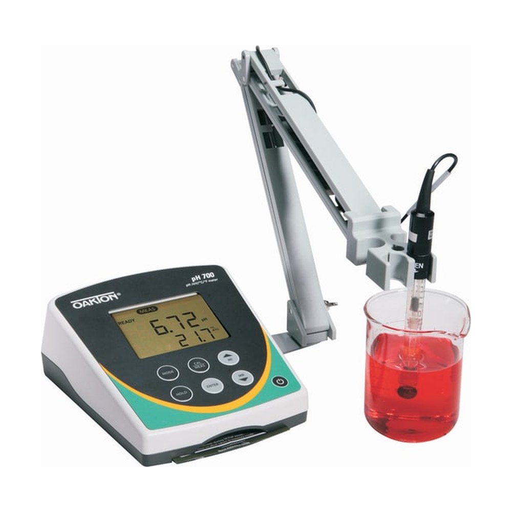 Oakton&trade;&nbsp;Instruments de mesure de paillasse pH 700, CON 700, pH-CON 700, pH/conductivité